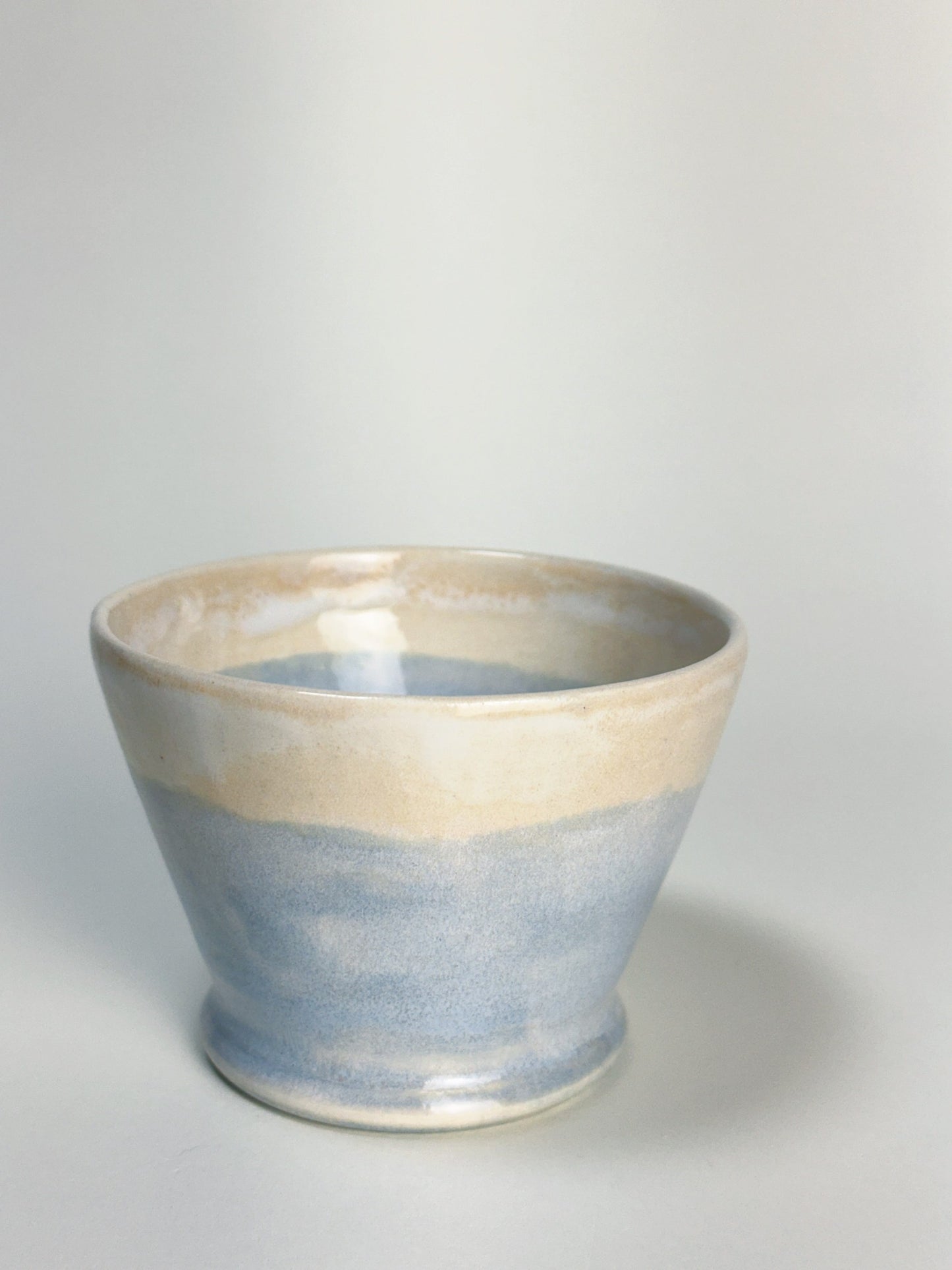 Handmade Sky & Sand Ceramic Tea Cup – Blue Glaze Pottery for Tea Rituals